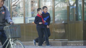 Kinder in Pjöngjang